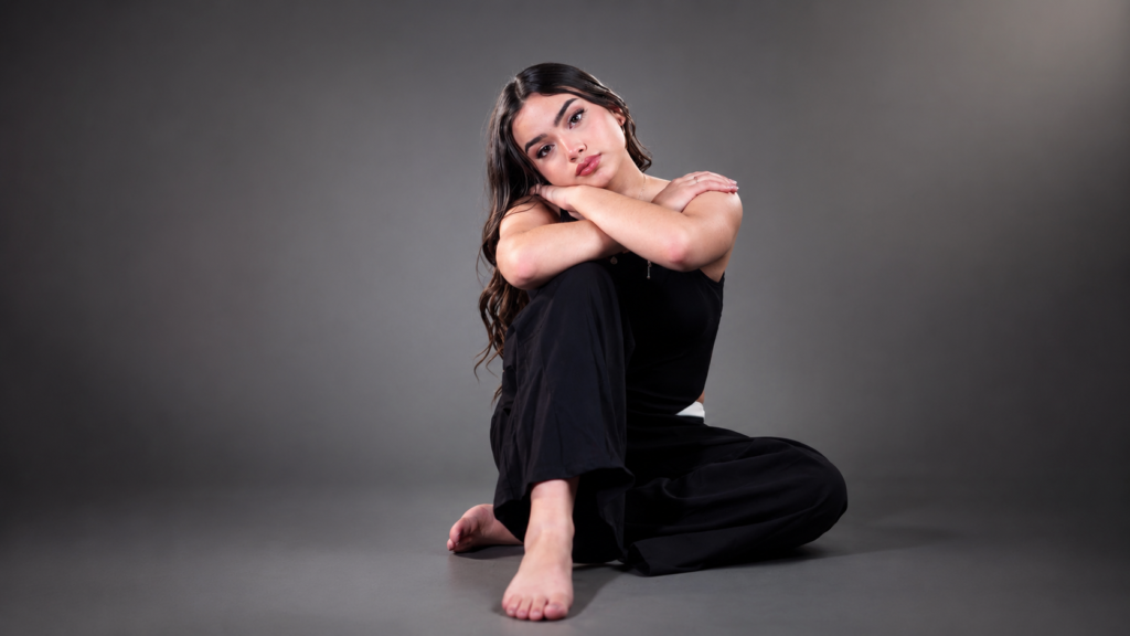 Fifteen in Focus — Editorial Quinceañera Portraits